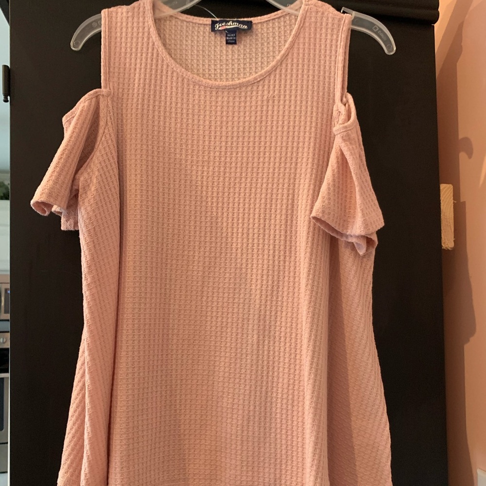 Cold shoulder shirt kids